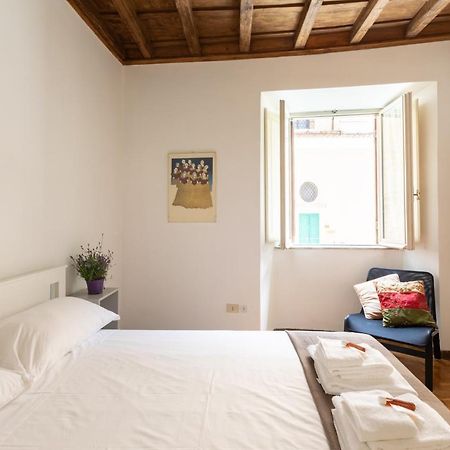 Appartamento Spectacularly Bright, By Piazza Navona And The Pantheon - A/C, Wifi, Elevator Roma Esterno foto